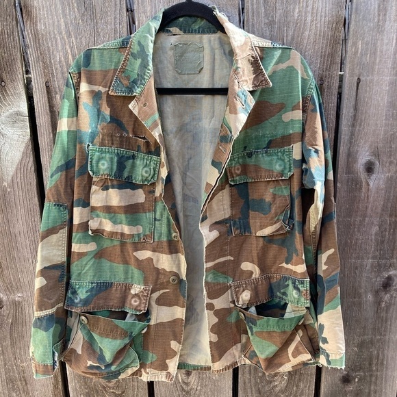 Men's Vintage Unbranded Jacket Camo Button-Down NO SIZE DISTRESSED 80s Grunge - Picture 1 of 16